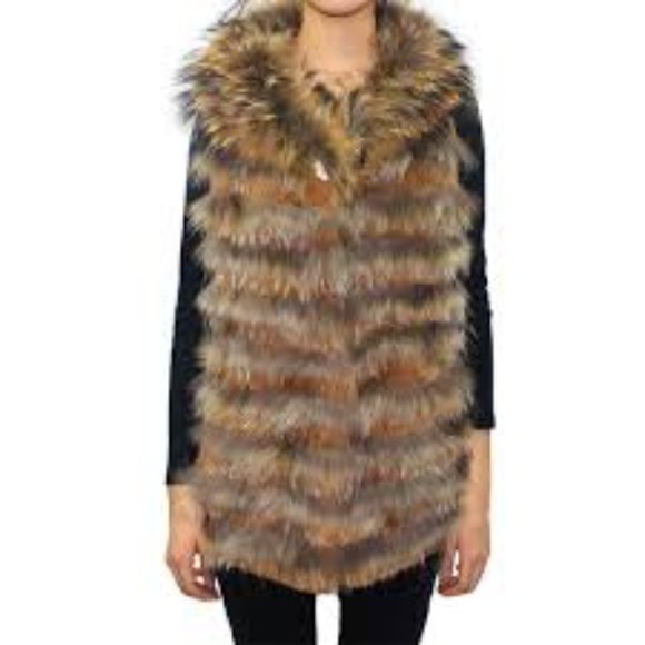 Racoon & Rabbit Fur Vest - Picture 7 of 7